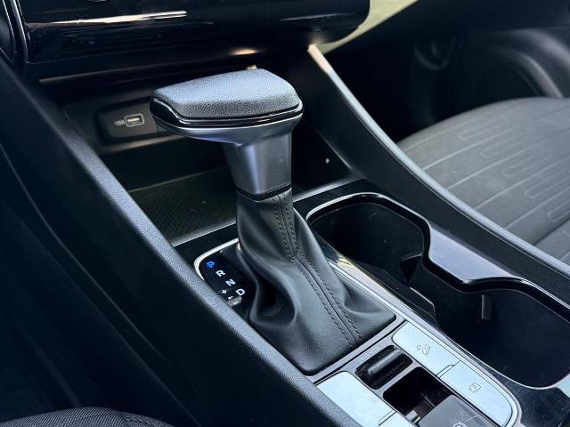 2024 Hyundai Santa Cruz SE