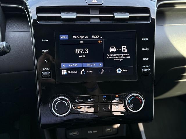 2024 Hyundai Santa Cruz SE