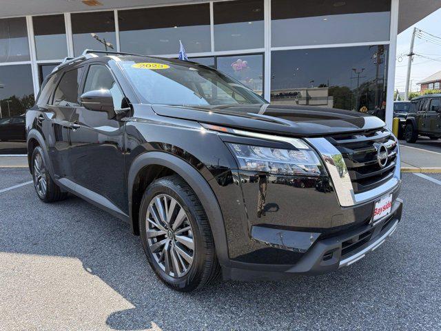 2023 Nissan Pathfinder SL 4WD