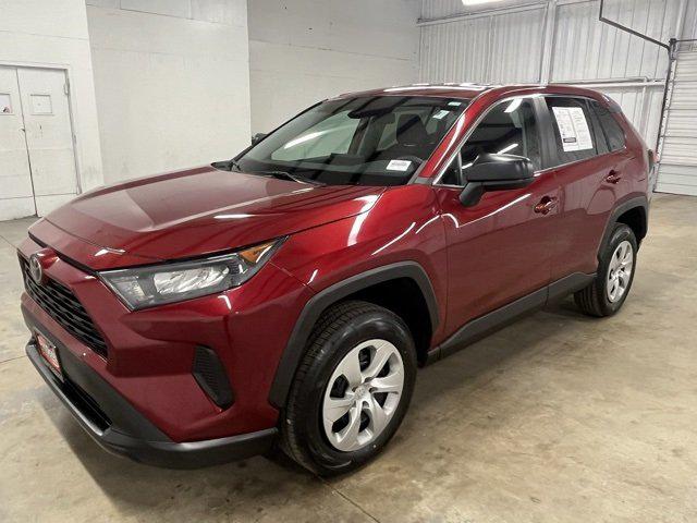 2022 Toyota RAV4 LE 2022 Toyota RAV4 LE