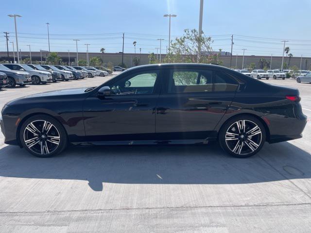 2023 BMW 740 i