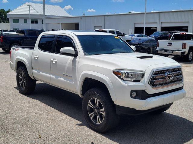 2017 Toyota Tacoma SR V6