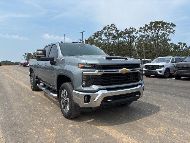 2024 Chevrolet Silverado 2500HD 4WD Crew Cab Standard Bed LT