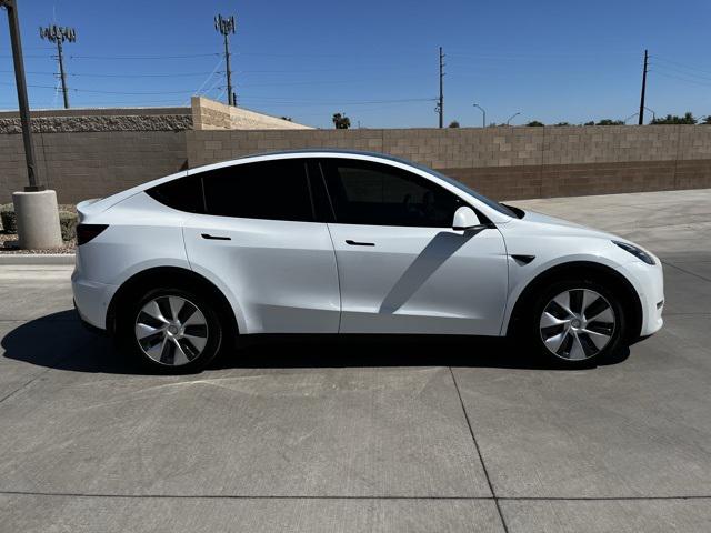2022 Tesla Model Y Long Range Dual Motor All-Wheel Drive
