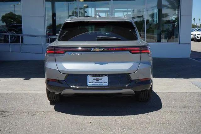 2025 Chevrolet Equinox LT 2