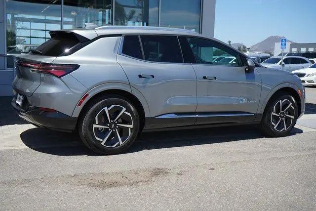 2025 Chevrolet Equinox LT 2
