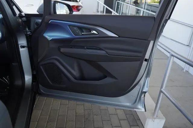 2025 Chevrolet Equinox LT 2