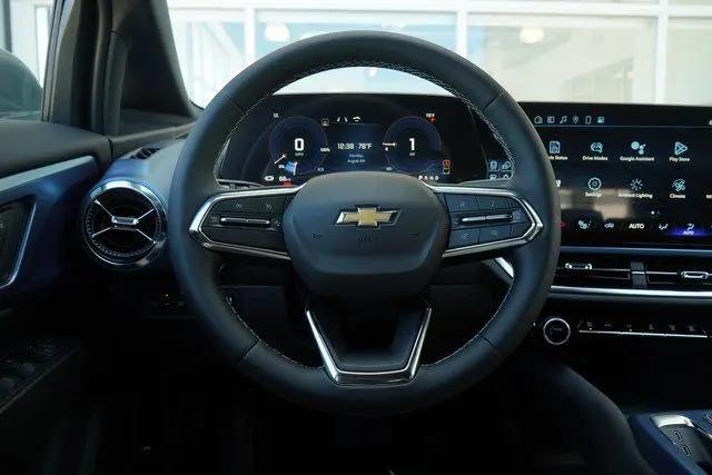 2025 Chevrolet Equinox LT 2