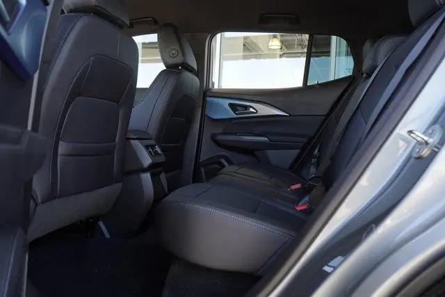 2025 Chevrolet Equinox LT 2
