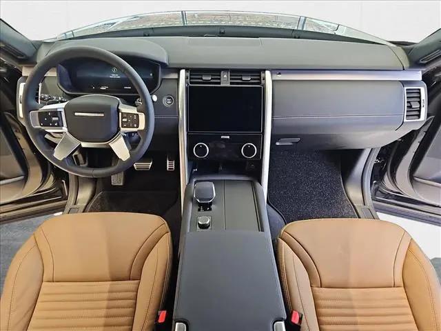 2025 Land Rover Discovery P360 Dynamic SE