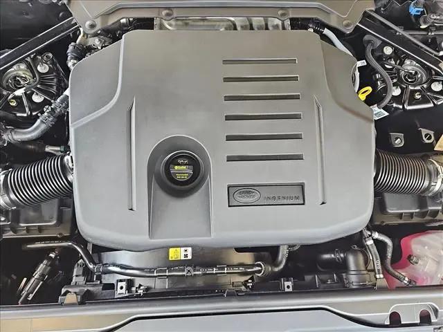 2025 Land Rover Discovery P360 Dynamic SE