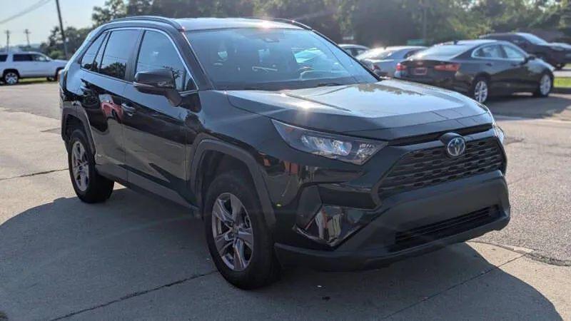2022 Toyota RAV4 Hybrid LE