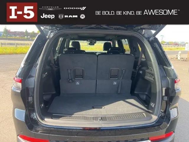 2025 Jeep Grand Cherokee L Limited 4x4