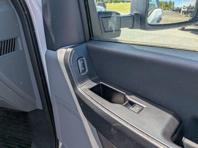 2025 Ford F-550 XL