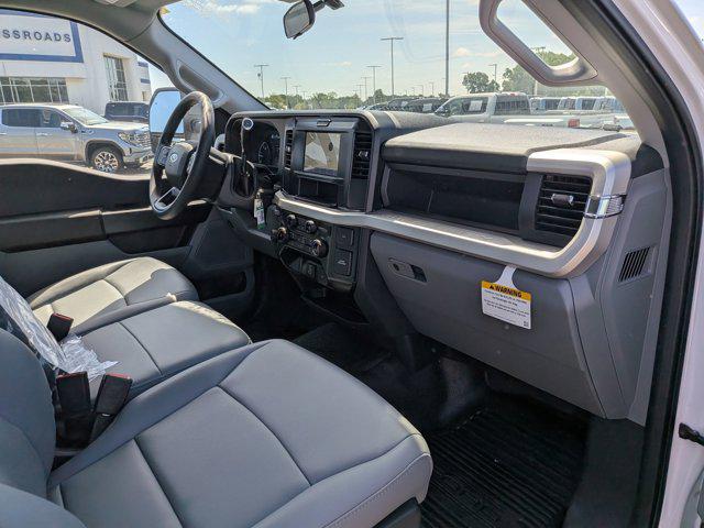2025 Ford F-550 XL