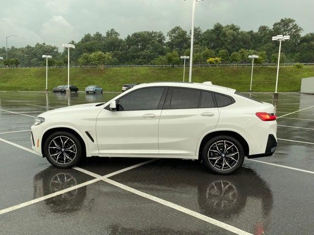2024 BMW X4 xDrive30i