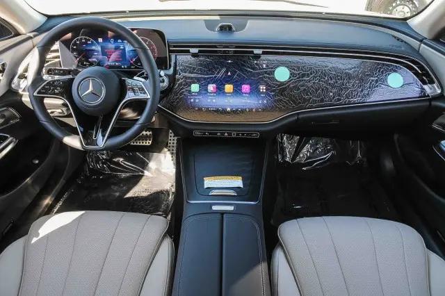 2025 Mercedes-Benz E 450 4MATIC