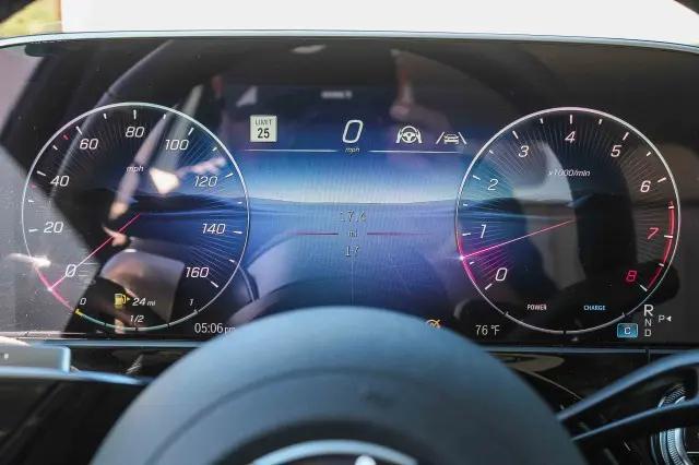 2025 Mercedes-Benz E 450 4MATIC