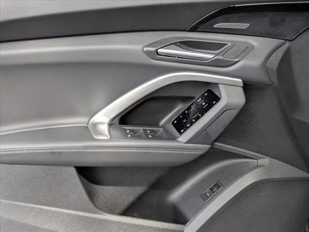 2025 Audi Q5 Prestige TFSI quattro S tronic