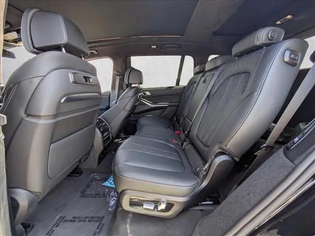 2026 BMW X7 M60i