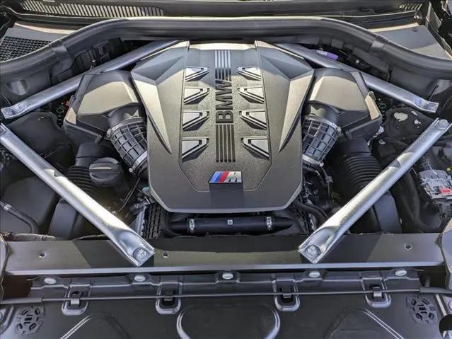 2026 BMW X7 M60i