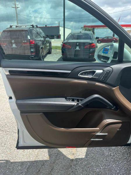 2015 Porsche Cayenne S