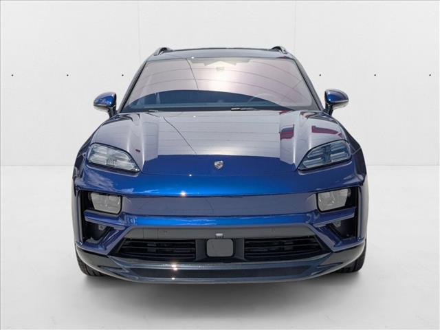2025 Porsche Macan Electric Turbo