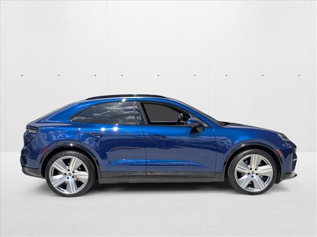 2025 Porsche Macan Electric Turbo
