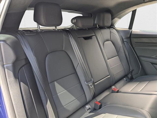 2025 Porsche Macan Electric Turbo