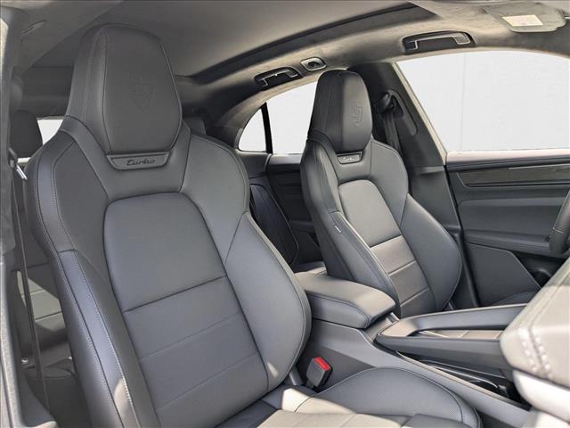 2025 Porsche Macan Electric Turbo