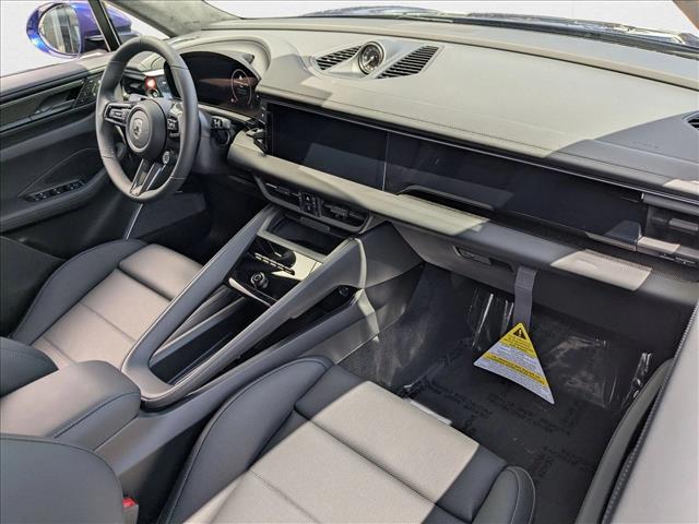 2025 Porsche Macan Electric Turbo