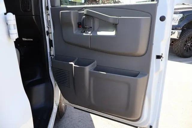 2019 GMC Savana 2500 Work Van