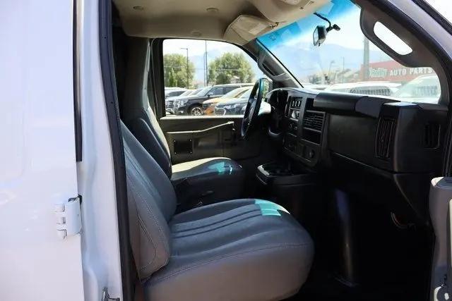 2019 GMC Savana 2500 Work Van