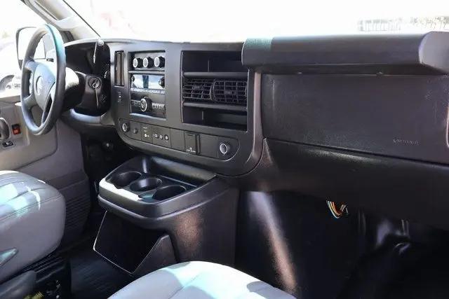 2019 GMC Savana 2500 Work Van