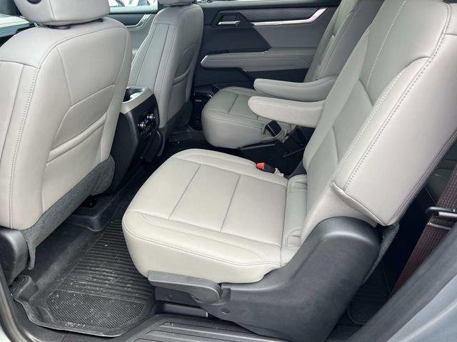 2026 GMC Acadia AWD Elevation
