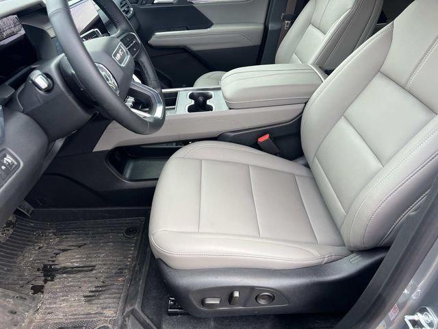 2026 GMC Acadia AWD Elevation