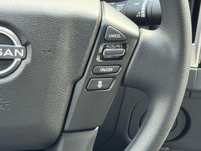 2025 Nissan Frontier Crew Cab SV 4x2