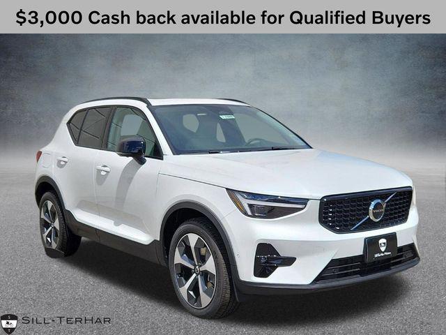 2026 Volvo XC40 Plus, B5 AWD Gas mild hybrid, Dark for sale in Broomfield, CO