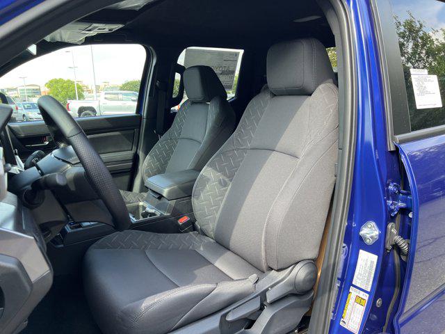 2025 Toyota Tacoma SR5 4WD