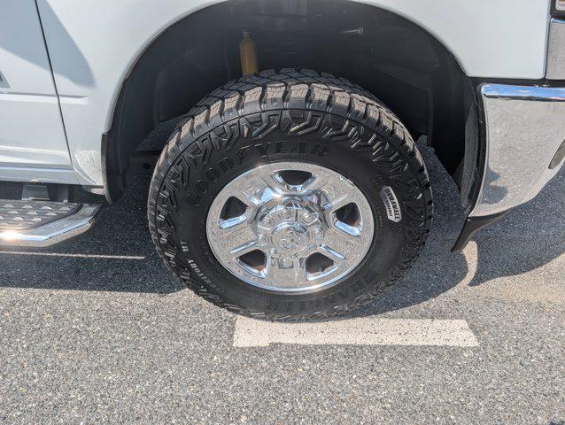 2022 RAM 2500 Big Horn Crew Cab 4x4 64 Box