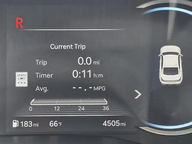 2025 Genesis G70 3.3T RWD Sport Advanced