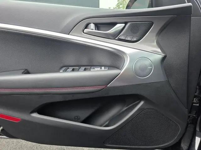 2025 Genesis G70 3.3T RWD Sport Advanced