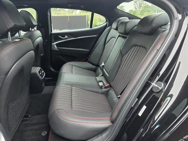 2025 Genesis G70 3.3T RWD Sport Advanced