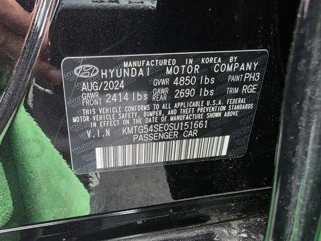 2025 Genesis G70 3.3T RWD Sport Advanced