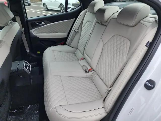 2025 Genesis G70 3.3T RWD Sport Advanced