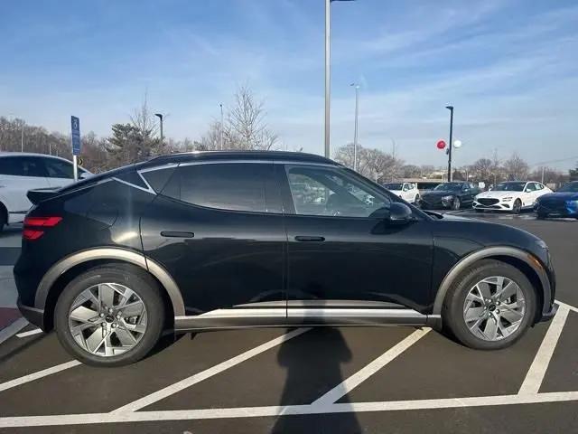 2025 Genesis GV60 Standard AWD