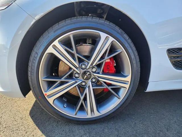 2025 Genesis G70 3.3T AWD Sport Advanced
