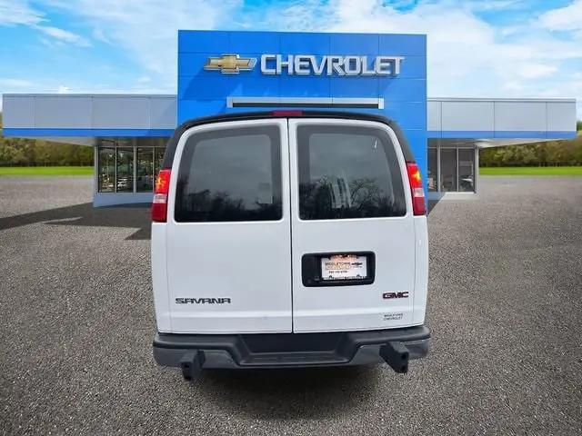 2023 GMC Savana Cargo RWD 2500 Regular Wheelbase Work Van