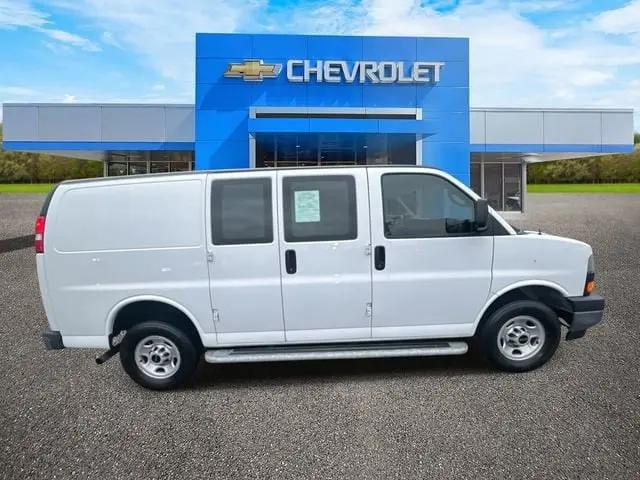 2023 GMC Savana Cargo RWD 2500 Regular Wheelbase Work Van