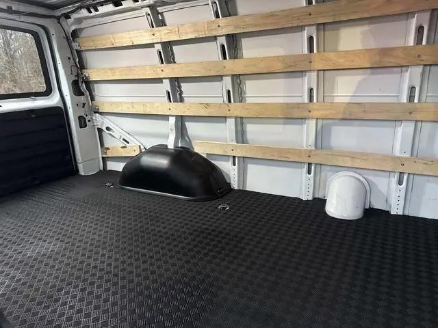 2023 GMC Savana Cargo RWD 2500 Regular Wheelbase Work Van